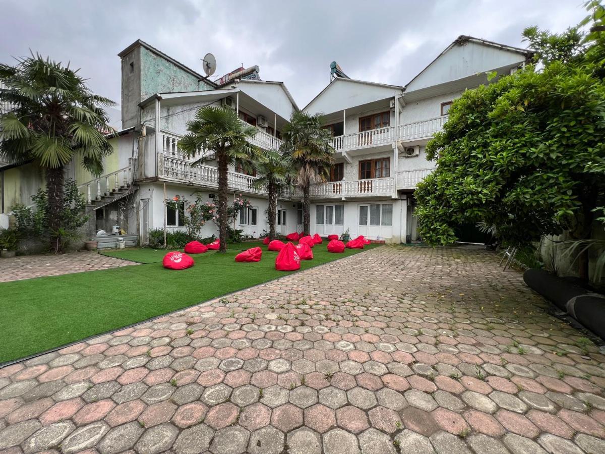 Elite Palace Plus Hotel Батуми Экстерьер фото